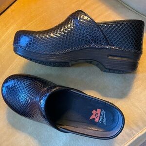 Dansko Women’s Clog